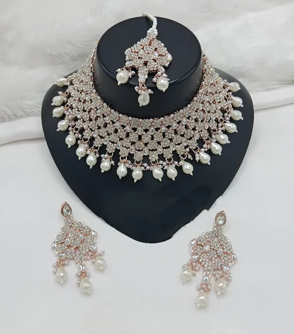 Red_Gold-plated_Necklace__Earring_&_Maang_Tikka_Set__For_Women