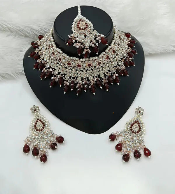 Maroon_Gold-plated_Necklace__Earring_&_Maang_Tikka_Set__For_Women