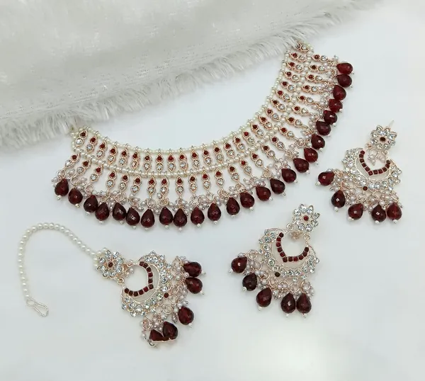 Maroon_Gold-plated_Necklace__Earring_&_Maang_Tikka_Set__For_Women