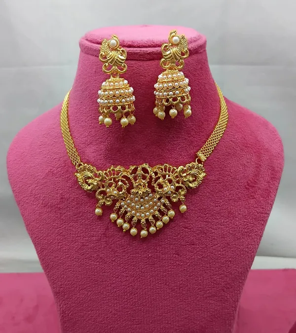 White_Gold-plated_Necklace__Earring_&_Maang_Tikka_Set__For_Women