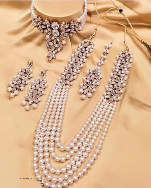 White_Gold-plated_Necklace__Earring_&_Maang_Tikka_Set__For_Women