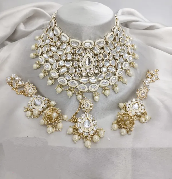 White_Gold-plated_Necklace__Earring_&_Maang_Tikka_Set__For_Women