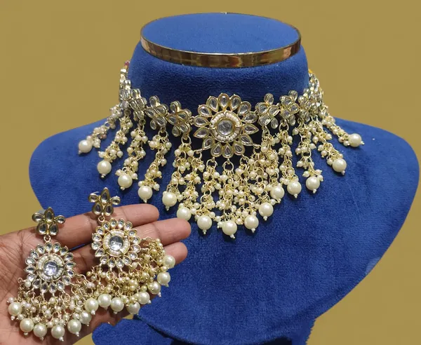 White_Gold-plated_Necklace__Earring_&_Maang_Tikka_Set__For_Women
