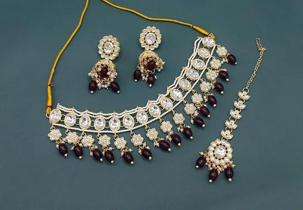 Maroon_Gold-plated_Necklace__Earring_&_Maang_Tikka_Set__For_Women