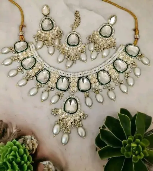 White_Gold-plated_Necklace__Earring_&_Maang_Tikka_Set__For_Women