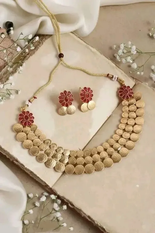 Red_Gold-plated_Necklace__Earring_&_Maang_Tikka_Set__For_Women