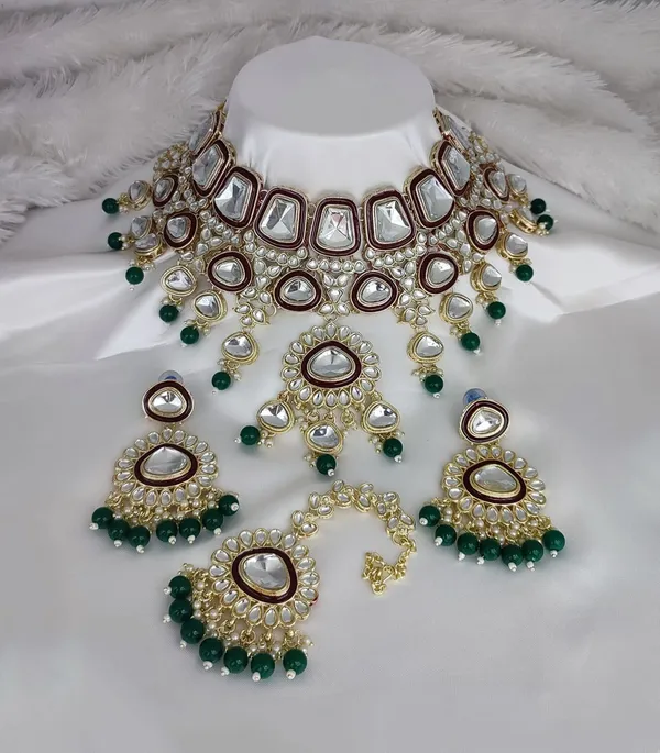 Green_Gold-plated_Necklace__Earring_&_Maang_Tikka_Set__For_Women