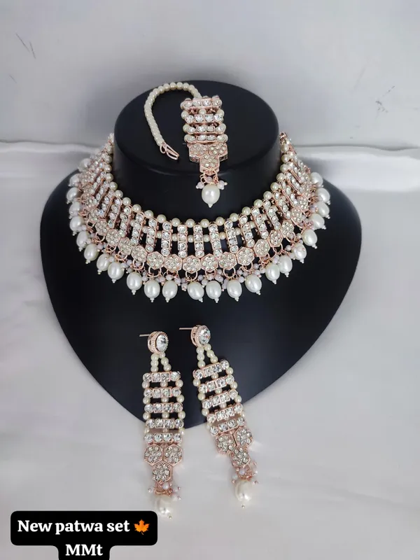 White_Premium_Alloy_Earrings_&_Necklace_Jewellery_Set_For_Women_(Pack_Of_2)