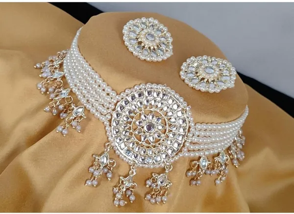 Multicolor_Premium_Alloy_Earrings_&_Necklace_Jewellery_Set_For_Women