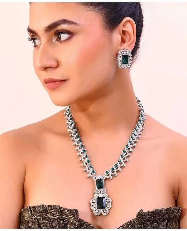 Multicolor_Premium_Alloy_Earrings_&_Necklace_Jewellery_Set_For_Women