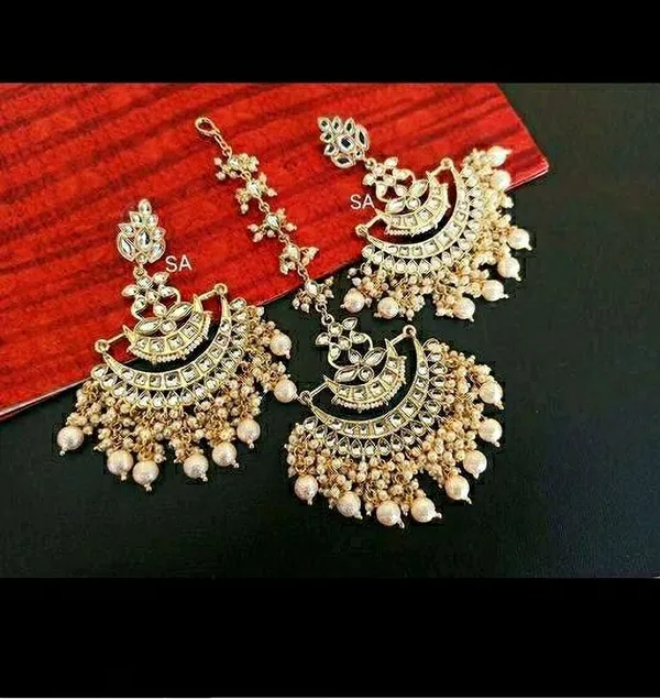 White_Premium_Alloy_Earrings_&_Maang_Tikka_Jewellery_Set_For_Women