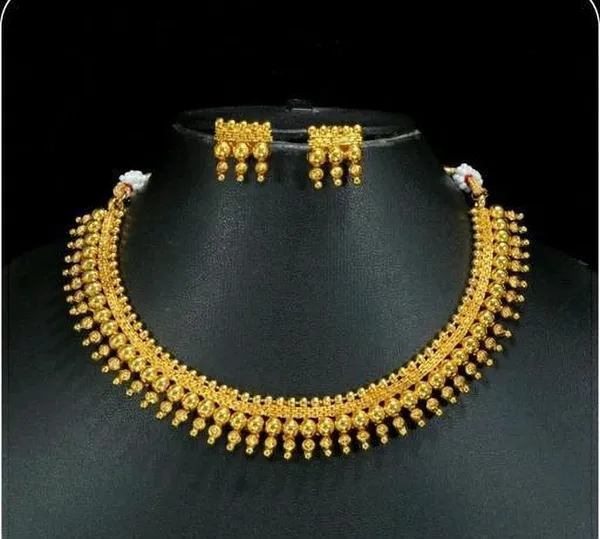 Gold_Premium_Alloy_Earrings_&_Necklace_Jewellery_Set_For_Women
