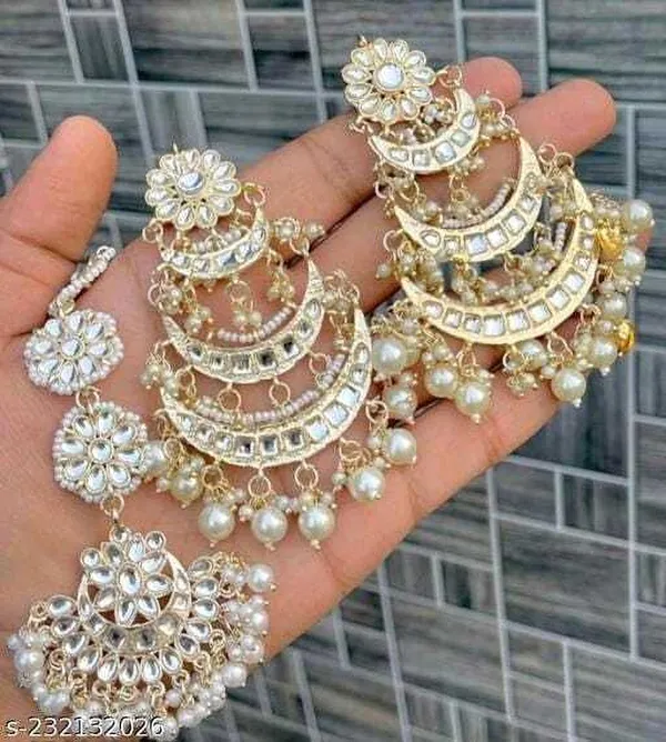 Gold_Premium_Alloy_Earrings_&_Necklace_Jewellery_Set_For_Women