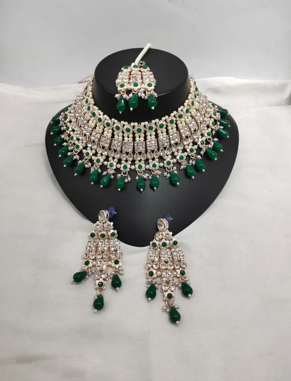 Green_Premium_Alloy_Earrings_&_Necklace_Jewellery_Set_For_Women