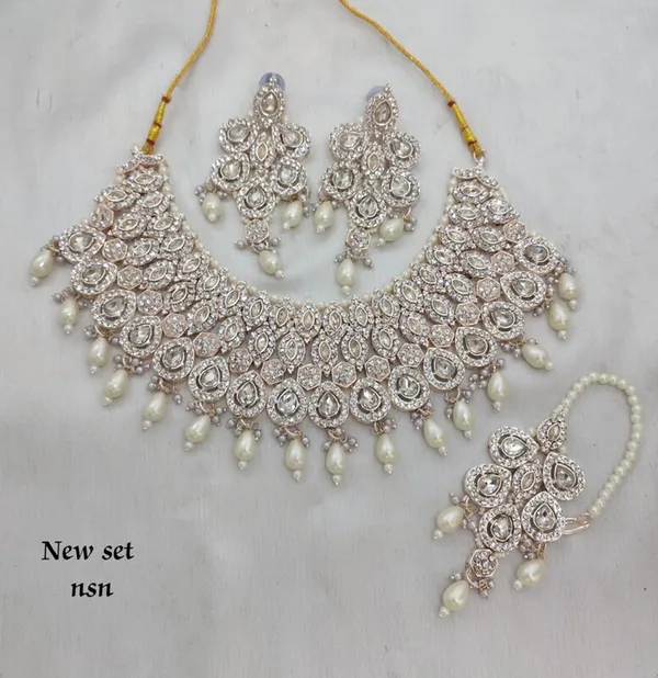 White_Premium__Alloy_Jewellery_Set_For_Women