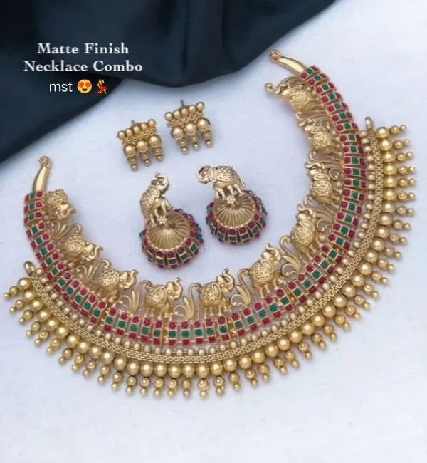 Multicolor_Premium_Alloy_Earrings_&_Necklace_Jewellery_Set_For_Women