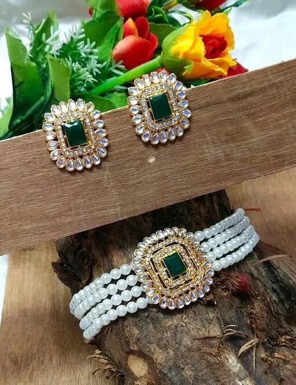 Green_Premium_Alloy_Earrings_&_Necklace_Jewellery_Set_For_Women