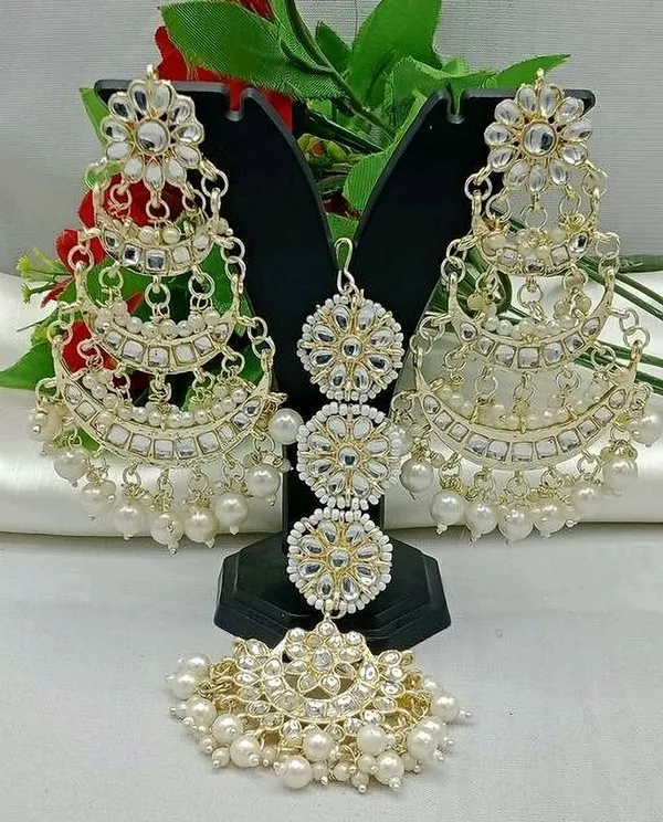 White_Premium_Alloy_Earrings_&_Maang_Tikka_Jewellery_Set_For_Women_(Pack_Of_2)