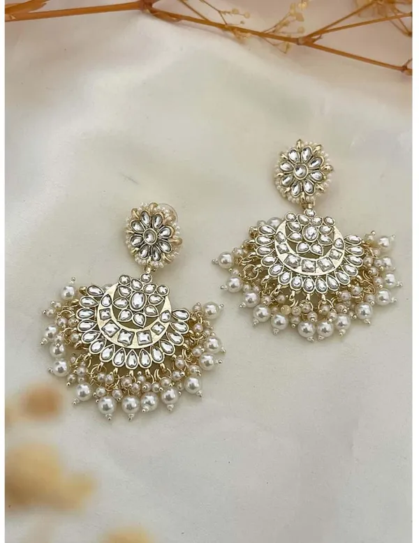 Gold__Brass_Jhumka_Earrings_For_Women