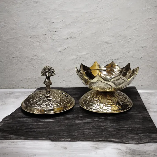 Brass_Lotus_Peacock_Incense_Loban_Holder_Dhuna_Dhoop_Dani_Aarti_Loban_Burner_Purifying_for_Home_Office_Temple