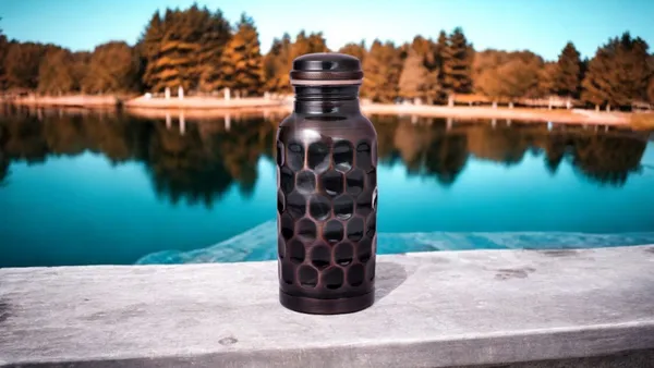 Diamond_Antique_Pure_Copper_Water_Bottle_-_Ayurvedic_Health_&_Sustainable_Hydration