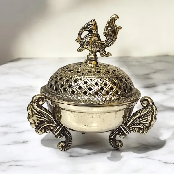 Handicraft_Incense_Burner_Lobandaan,_Dhoopdani_for_home_office_Decorative_Showpiece_-_16_cm_(Brass,_Gold)