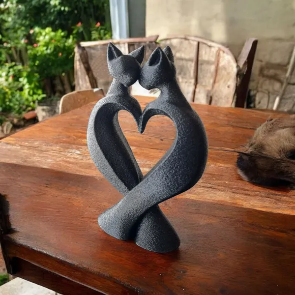 Love_Heart_Shaped_Cat_Sculpture_Home_Decoration