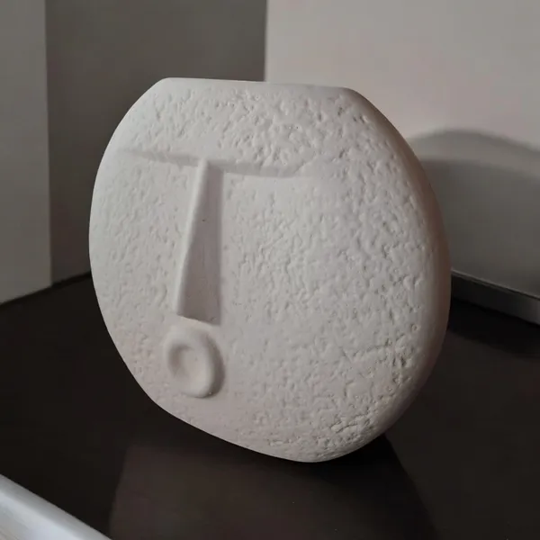 Face_Vase_Modern_Abstract_Ceramic_Decor