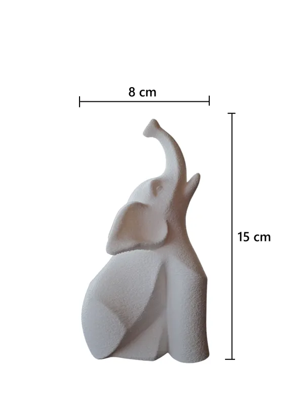 Graceful_Guardian_Minimal_Elephant_Sculpture