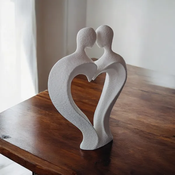 Modern_Heart_Shaped_Abstract_Love_Couple_Sculpture