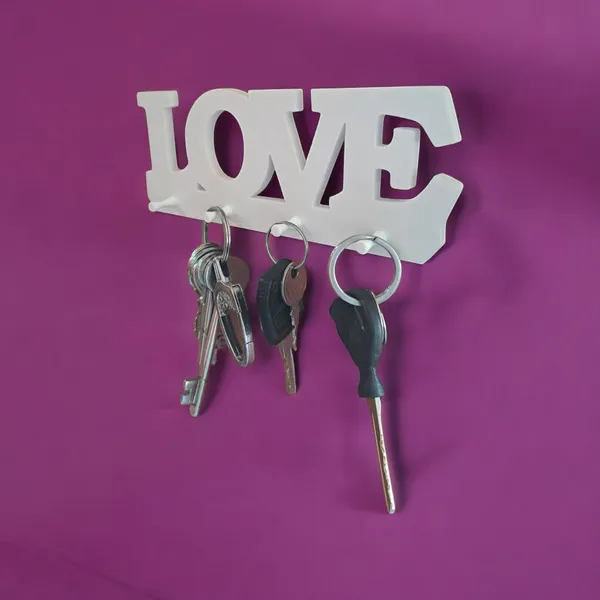 Creations_Elegant_Love_Design_Key_Holder_For_Home_Decor_Stylish_Keychain_Hangers_For_Office.