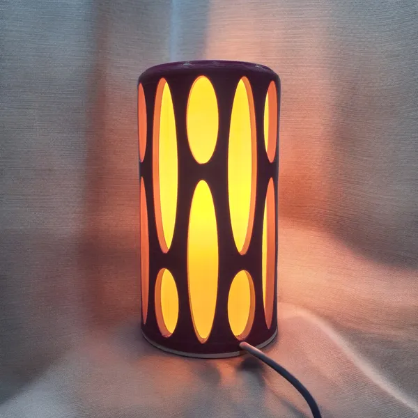 Mauve_Purple_Oval_Cut_3D_Printed_Table_Lamp_For_Living_Room_Home_Decor_And_Gifts