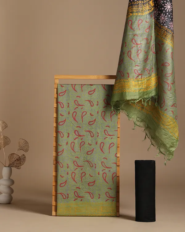 Light_Green_Handloom_Floral_Unstitched_Dress_Material_For_Women