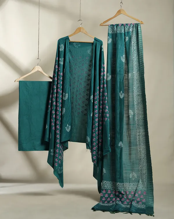 Dark_Green_Handloom_Floral_Unstitched_Dress_Material_For_Women