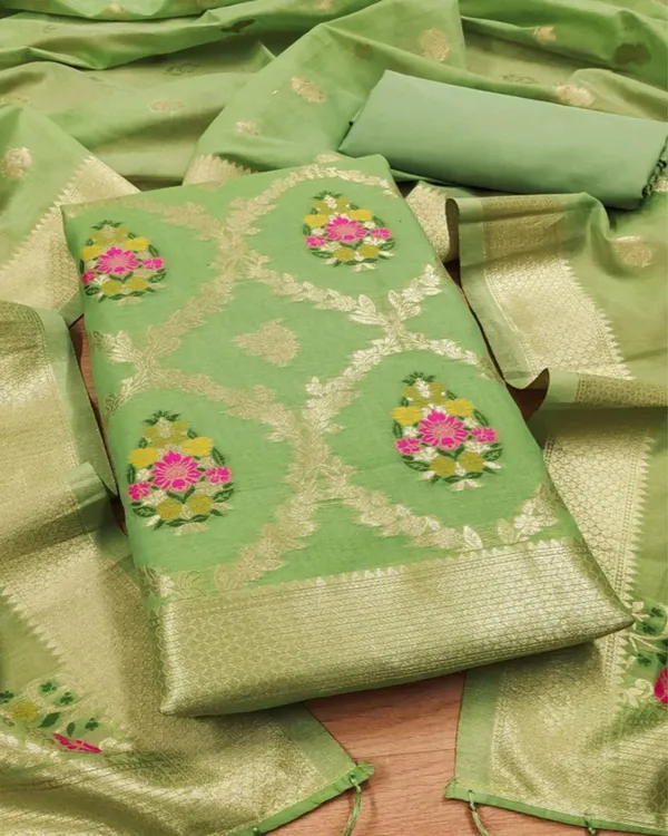 Banaras_Begum_Green_Brocade_Weaving_Cotton_Suit