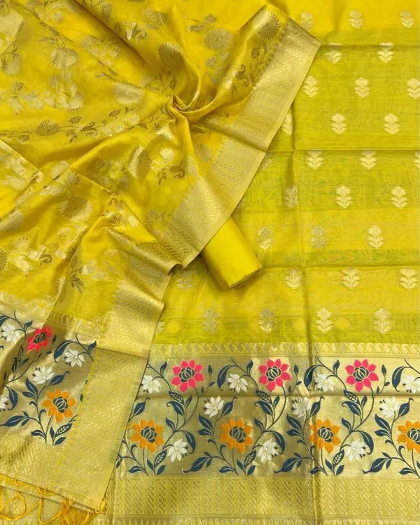 Banaras_Begum_Yellow_Cotton_Brocade_Weaving_Suit