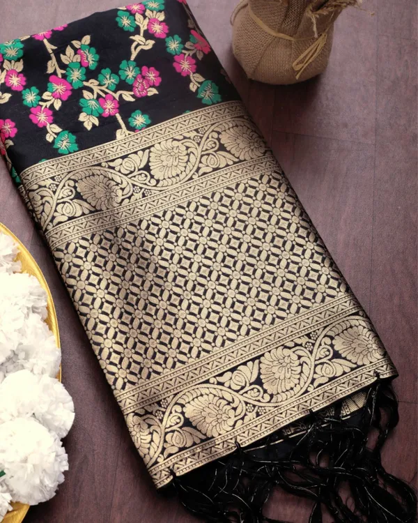 Banaras_Begum_Lichi_Silk_Brocade_Black_Dupatta