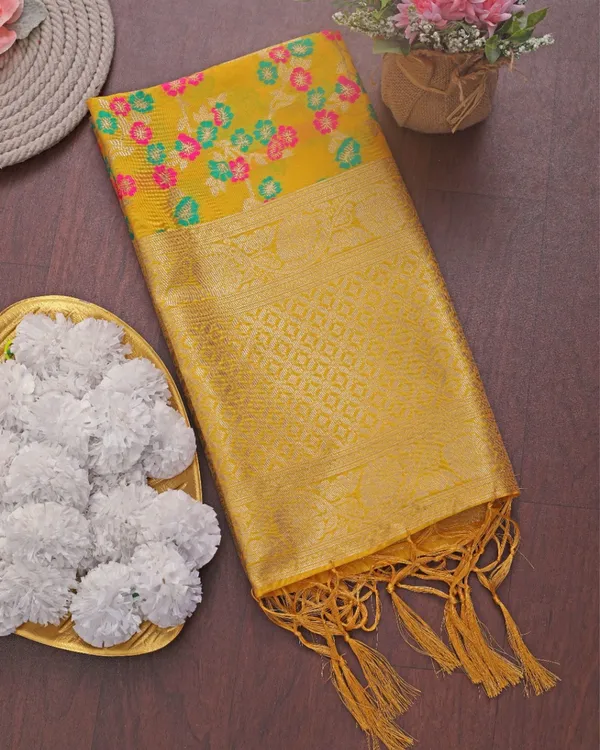 Banaras_Begum_Lichi_Silk_Brocade_Yellow_Dupatta