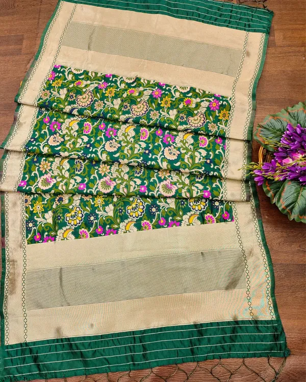 Banaras_Begum_Dark_Green_Lichi_Silk_Brocade_Dupatta