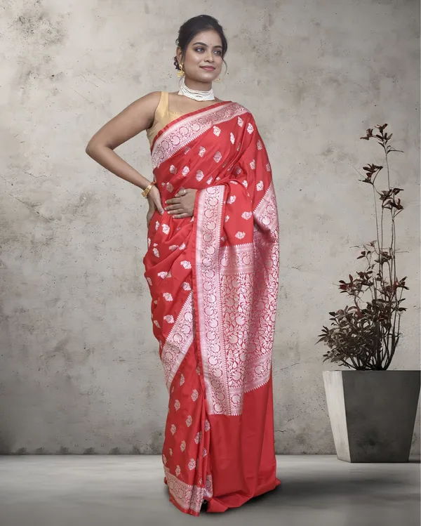 Red_Banarasi_Pure_Masharoo_Silk_Saree