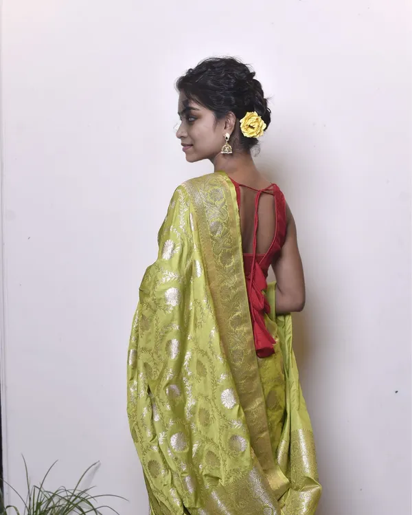 Light_Green_Banarasi_Pure_Masharoo_Silk_Saree
