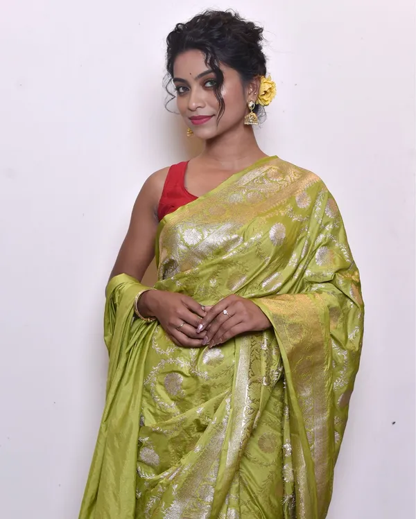 Light_Green_Banarasi_Pure_Masharoo_Silk_Saree