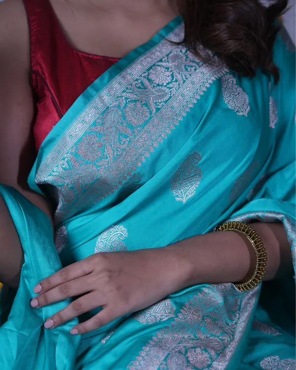 Sky_Blue_Banarasi_Pure_Masharoo_Silk_Saree
