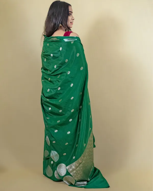Green_Banarasi_Brocade_Raw_Mango_Silk_Saree