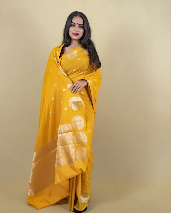 Yellow_Banarasi_Brocade_Raw_Mango_Silk_Saree