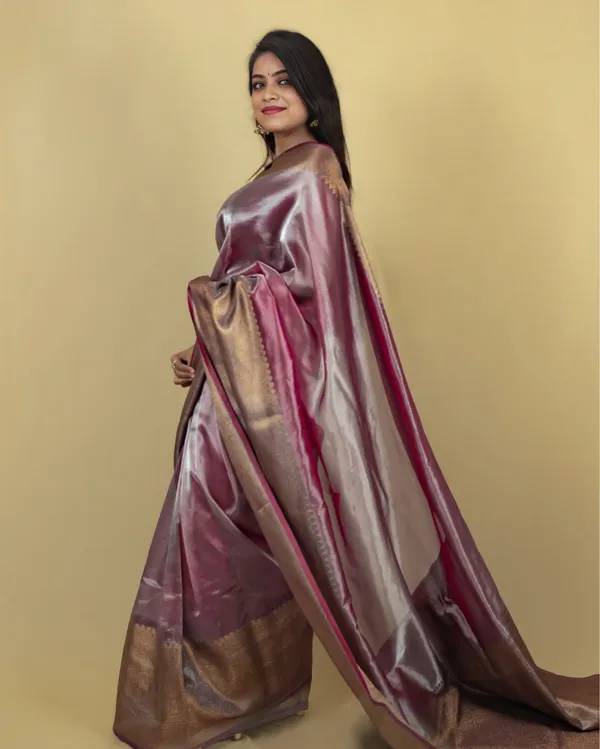 Red_Banarasi_Weaving_Tissue_Silk_Saree