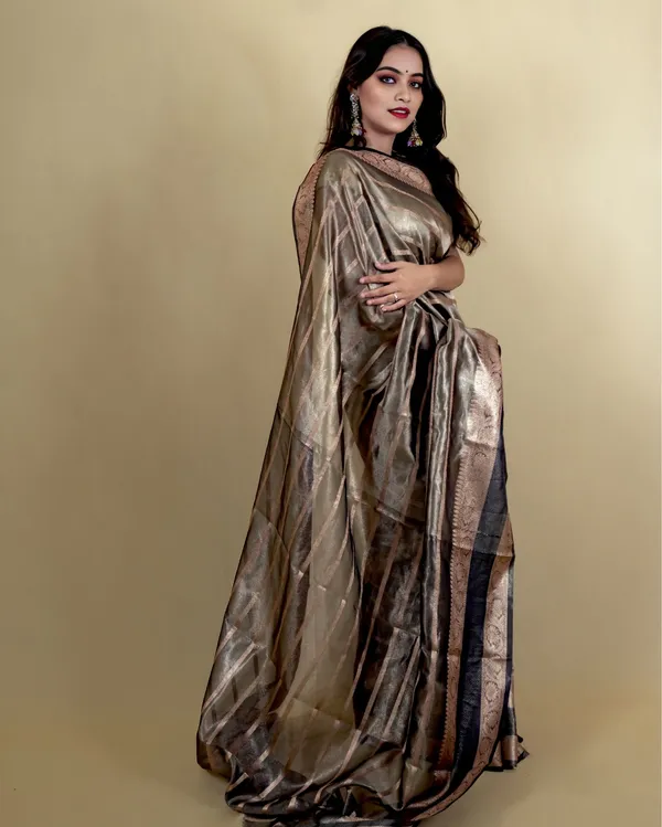 Bold_Black_Banarasi_Weaving_Tissue_Silk_Saree