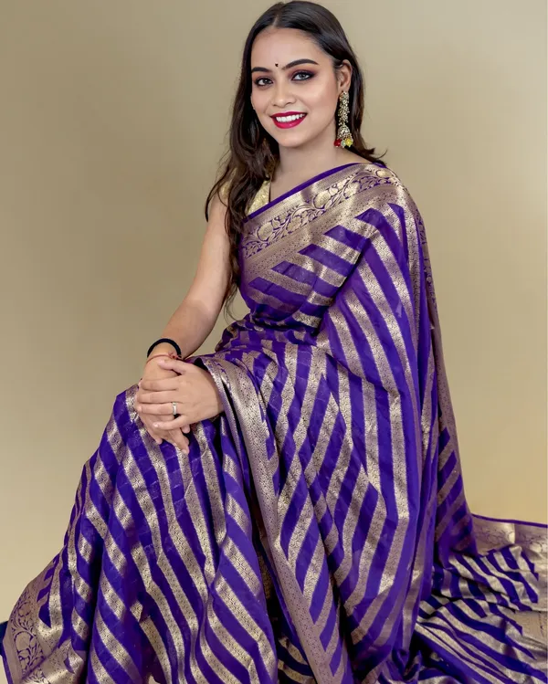Lush_Violet_Banarasi_Weaving_Tissue_Silk_Saree