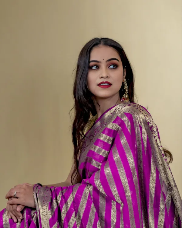 Fuchsia_Banarasi_Weaving_Tissue_Silk_Saree
