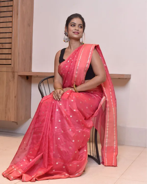Rani_Pink_Banarasi_Weaving_Tissue_Silk_Saree